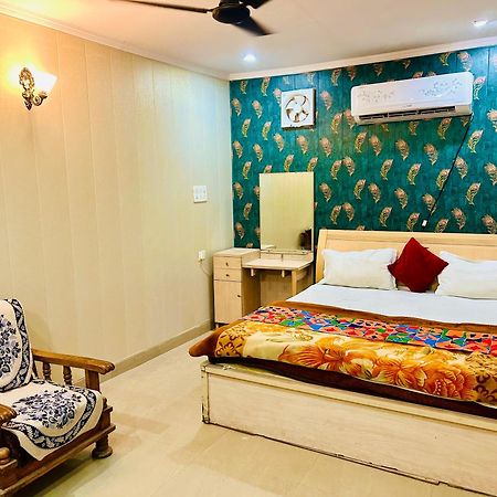 Sainik Guest House 500Mtr From Medanta Hospital Lucknow Zewnętrze zdjęcie